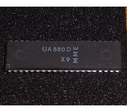 UA 880 D ( = Z 80 A CPU )